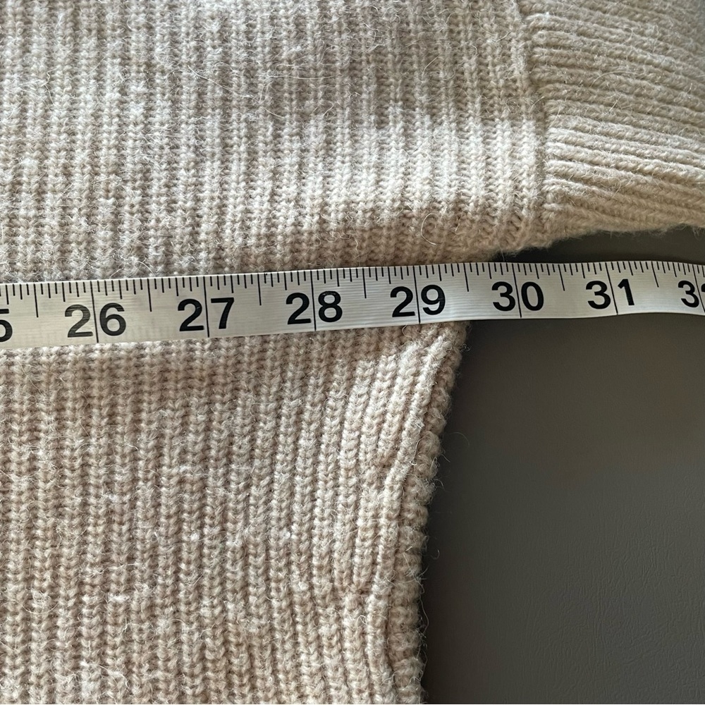 All Saints Sweater V-Neck Cold shoulder Asymmetrical Hemline 3 quarter XS - Picture 13 of 14